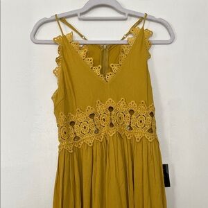 Lulu,s Maxi Dress with Lace Detail